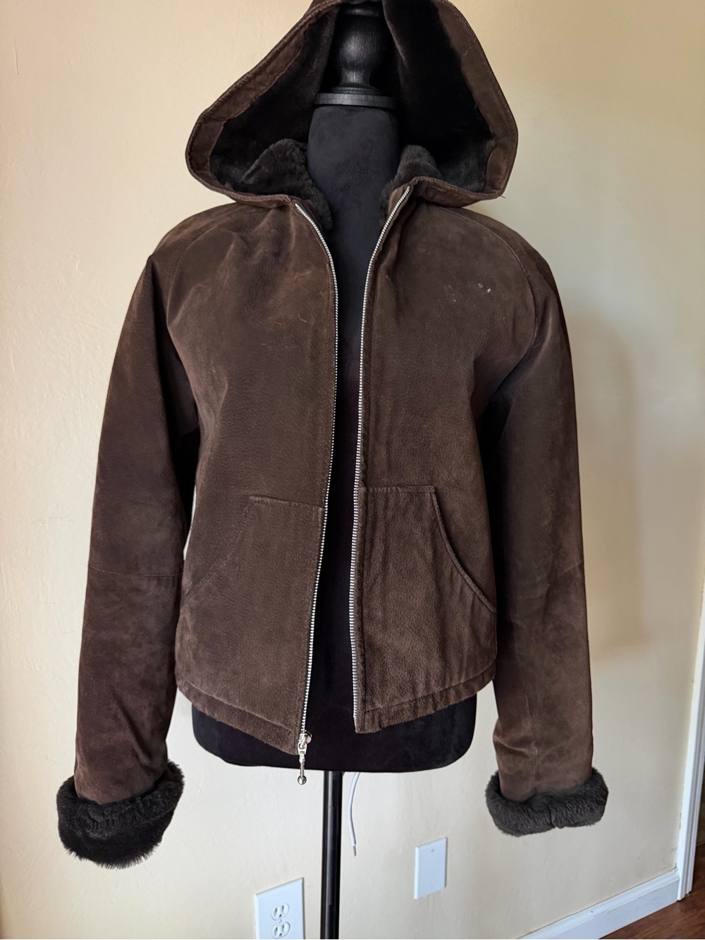 Brown leather jacket fur trim y2k suede Wilson’s maxima size medium distressed